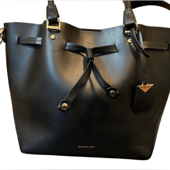 Michael Kors Handbags - Stunning Black and Gold Michael Kors Handbag